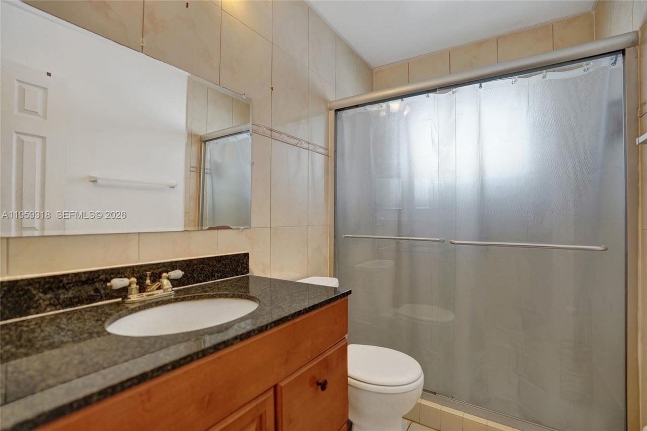 4927 NW 55th Ct, Tamarac, FL 33319 Photo