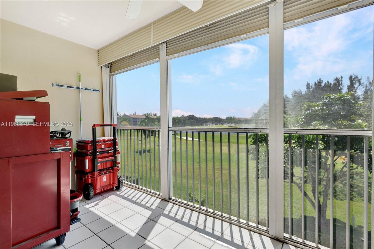 12500 SW 6th St, Unit 311N, Pembroke Pines, FL 33027 Photo