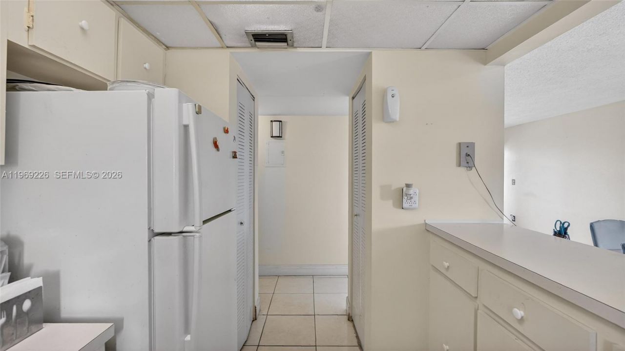 8889 W Fontainebleau Blvd, Unit 505, Miami, FL 33172 Photo