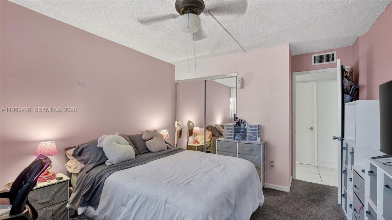 8889 W Fontainebleau Blvd, Unit 505, Miami, FL 33172 Photo