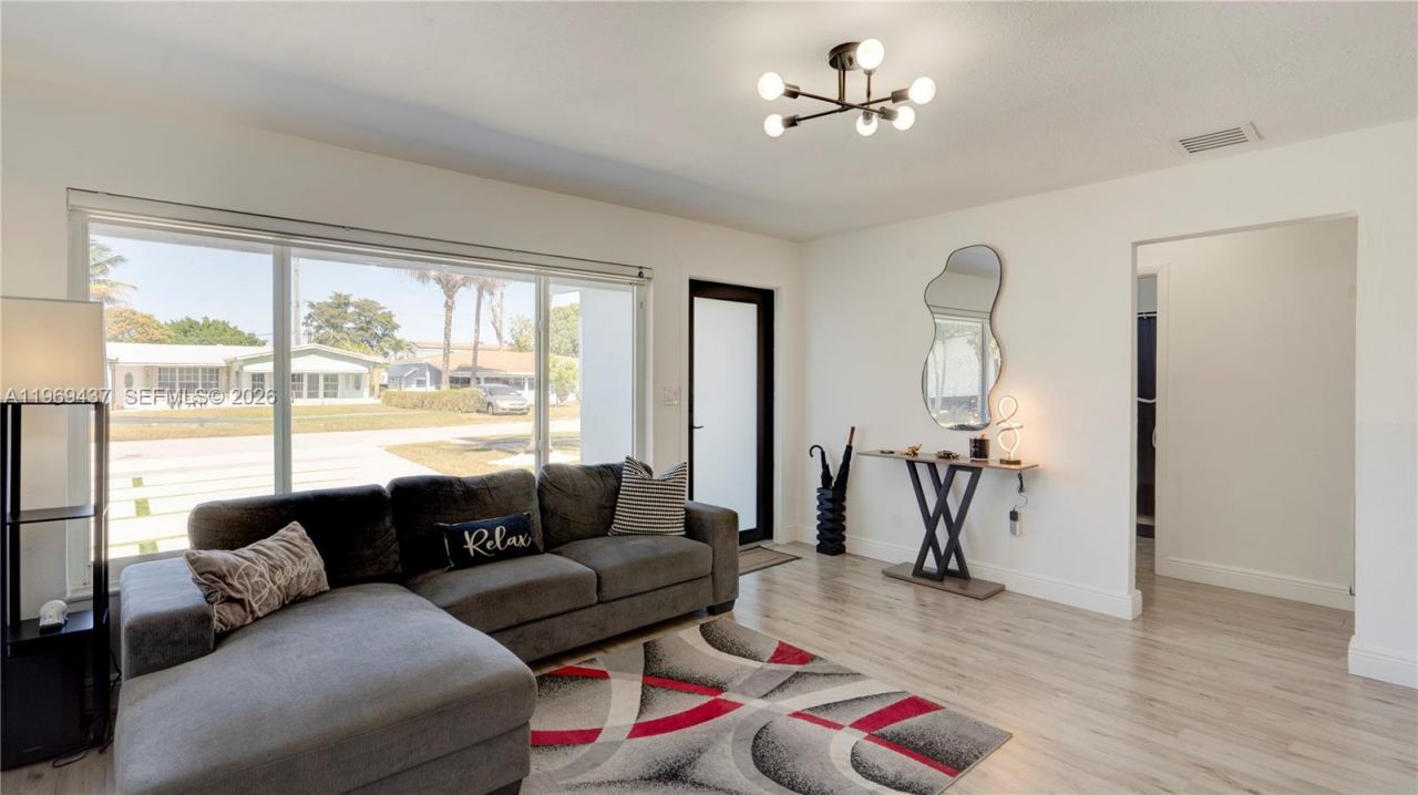 7070 SW 26th Ct, Miramar, FL 33023 Photo