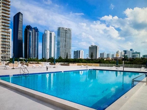 230 174th St, Unit 1518, Sunny Isles Beach, FL 33160