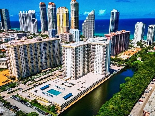 230 174th St, Unit 1518, Sunny Isles Beach, FL 33160