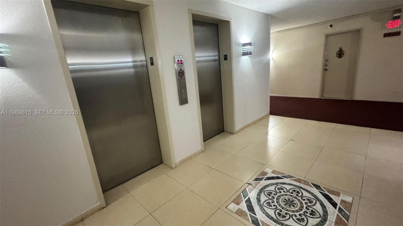 230 174th St, Unit 1518, Sunny Isles Beach, FL 33160 Photo