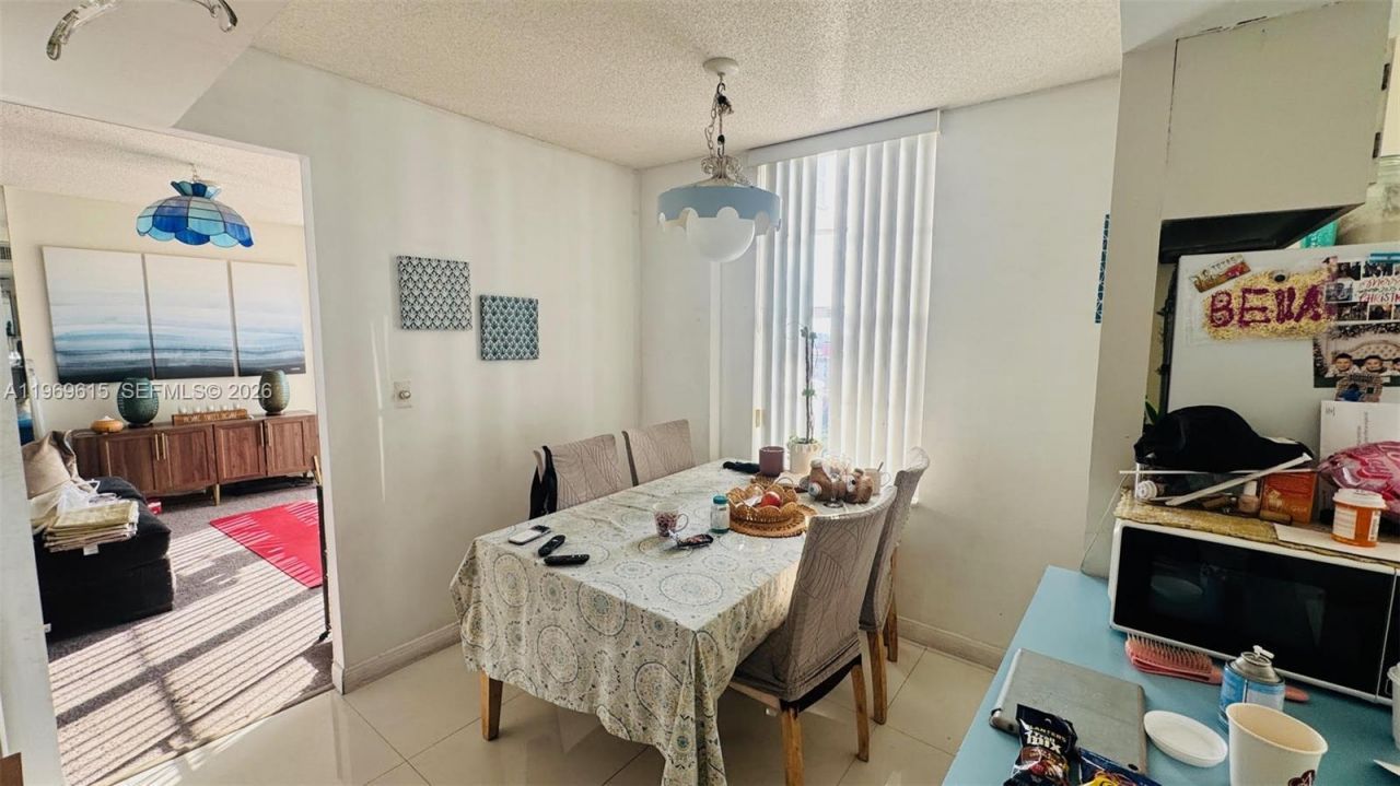 230 174th St, Unit 1518, Sunny Isles Beach, FL 33160 Photo