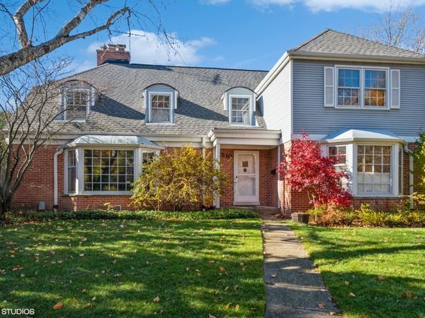 2510 Sheridan Road, Evanston, IL 60201