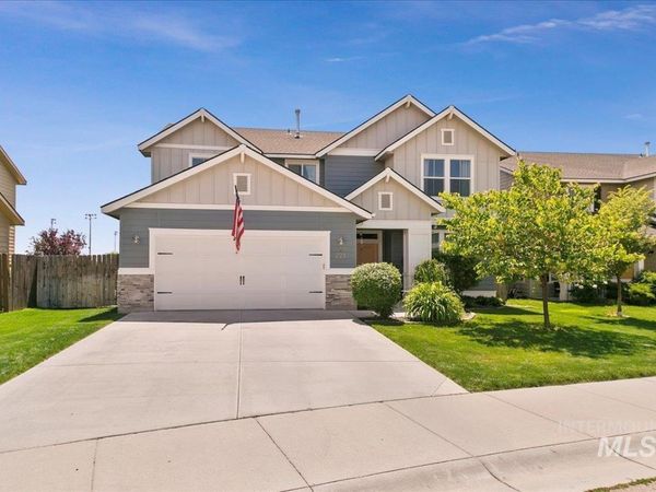 221 E Ensenada Drive, Meridian, ID 83646