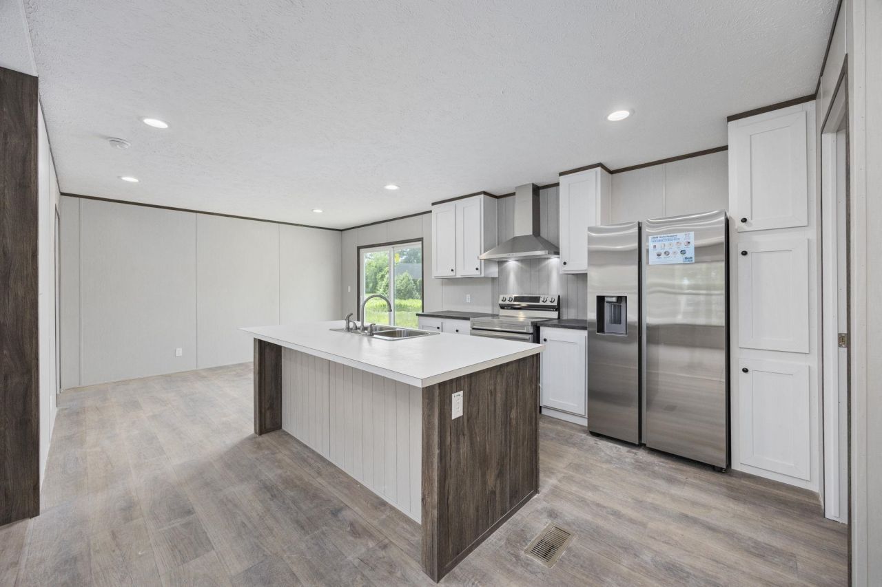 501 N Green Sea Rd. Photo 15