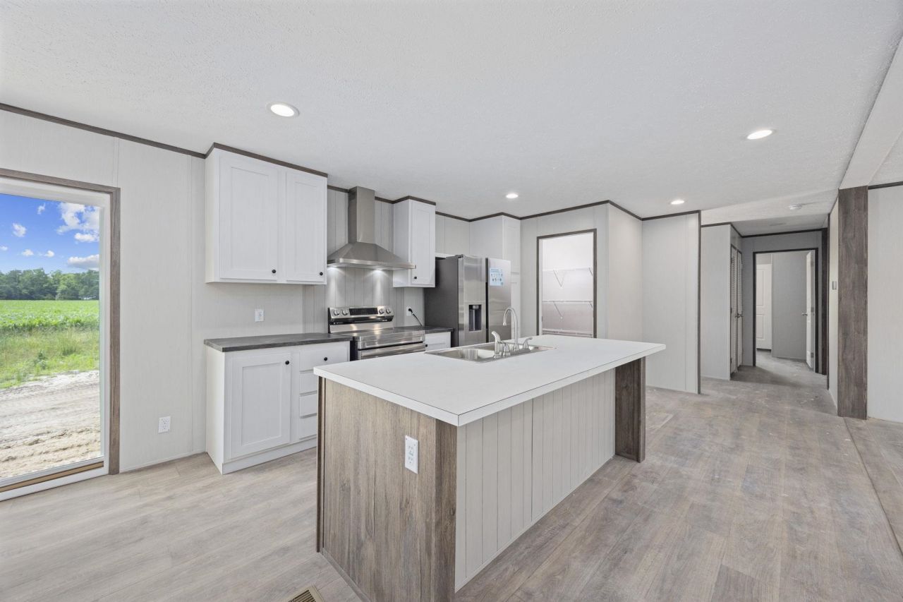 501 N Green Sea Rd. Photo 16