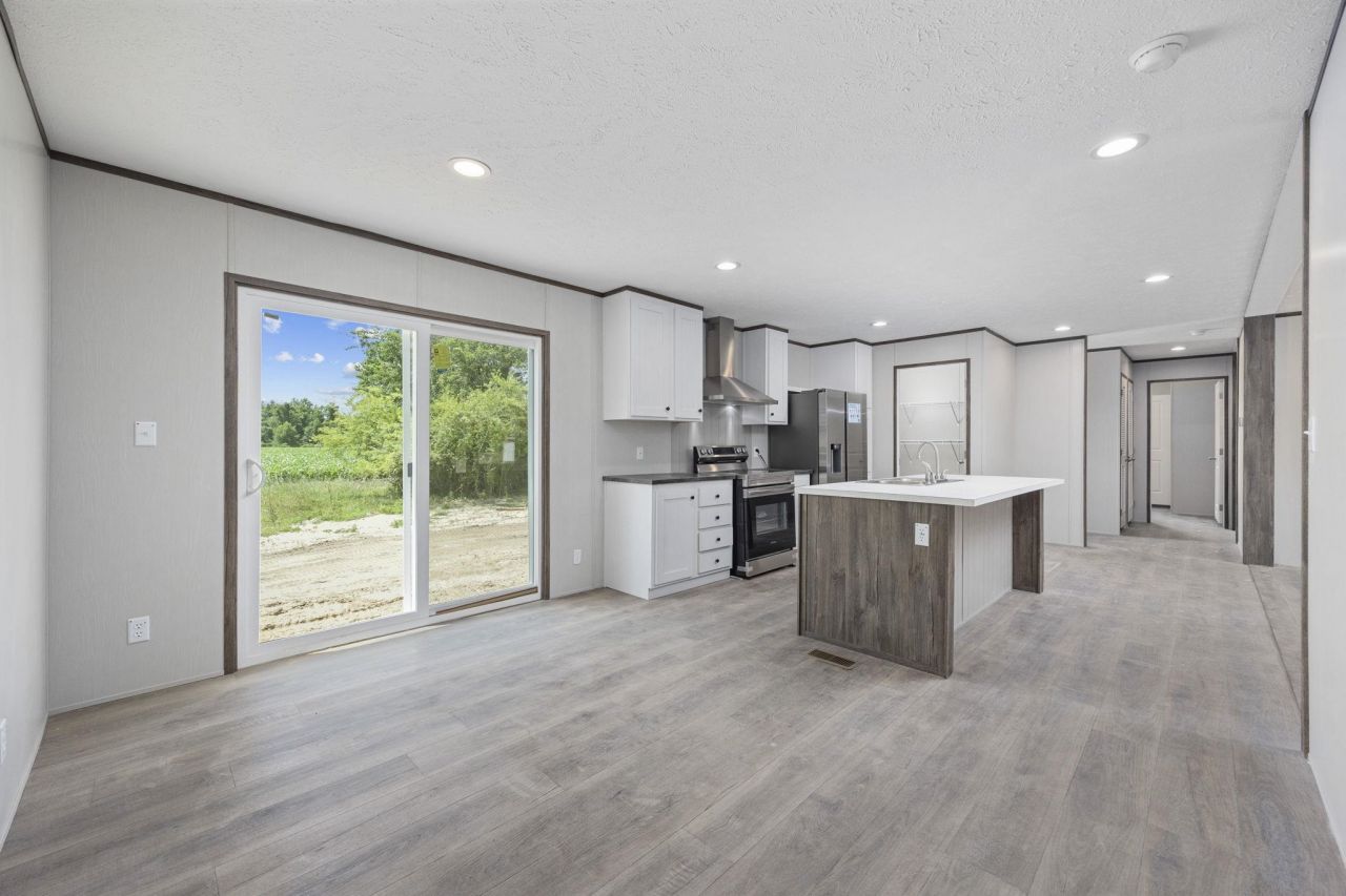 501 N Green Sea Rd. Photo 20