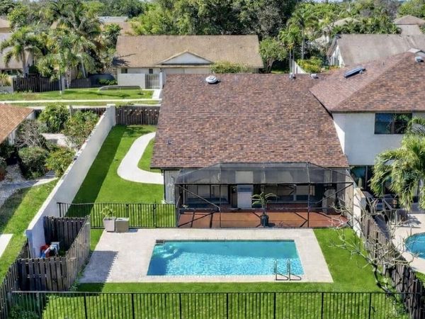 293 SW 28th Avenue, Delray Beach, FL 33445