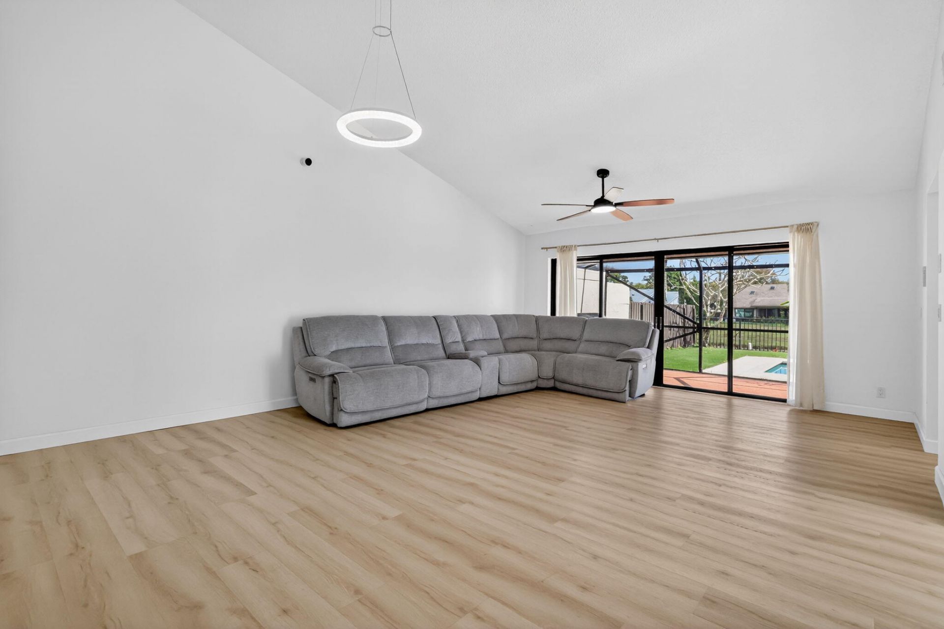 293 SW 28th Avenue, Delray Beach, FL 33445 Photo