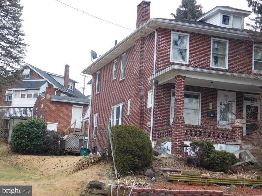 964 New Holland Road, Reading, PA 19607 Main Photo