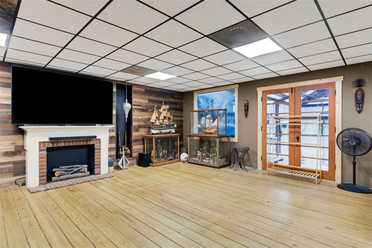 4430 Mcashton Street, Unit 201, Sarasota, FL 34233 Photo