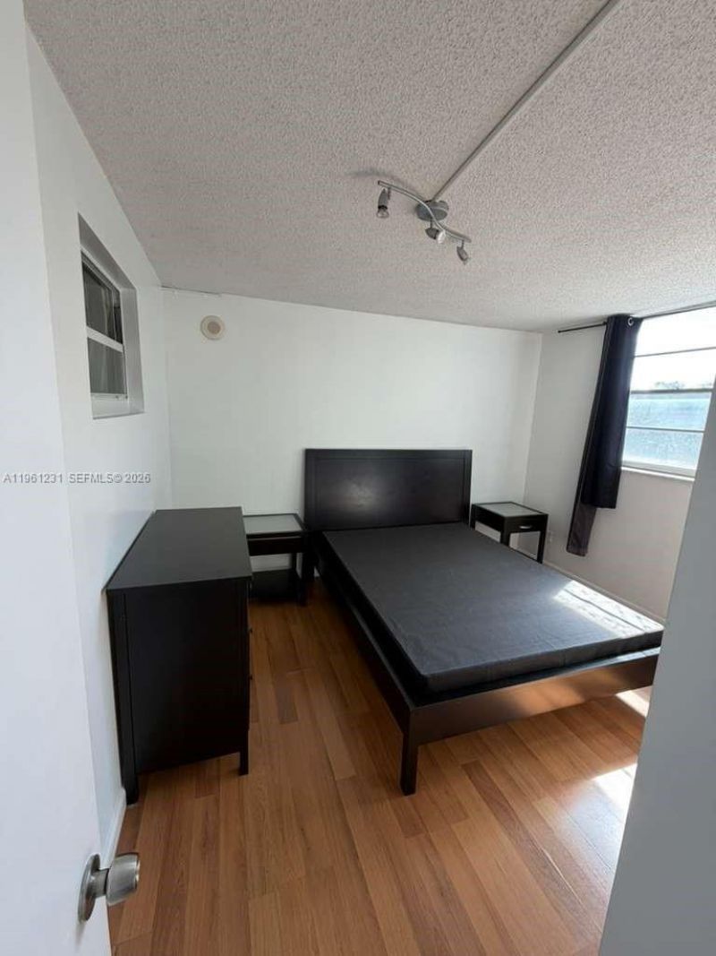 1465 NE 123rd St, Unit 215, North Miami, FL 33161 Photo