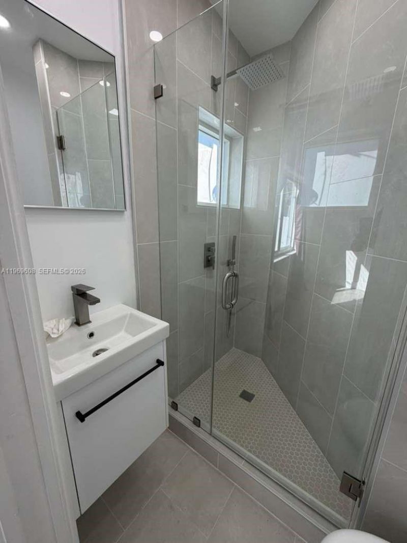 9240 Nautilus Dr , Unit 9240, Cutler Bay, FL 33189 Photo