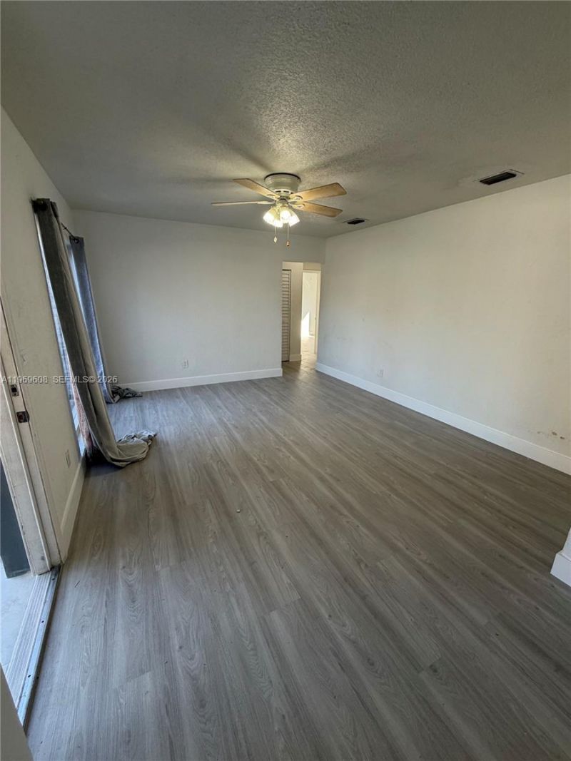 9240 Nautilus Dr , Unit 9240, Cutler Bay, FL 33189 Photo