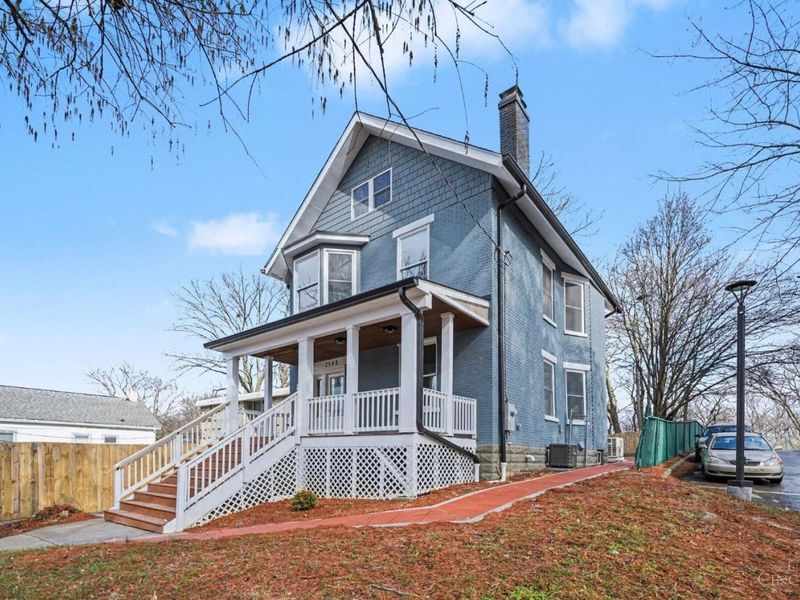 2548 Hackberry Street, Cincinnati, OH 45206 Photo 3