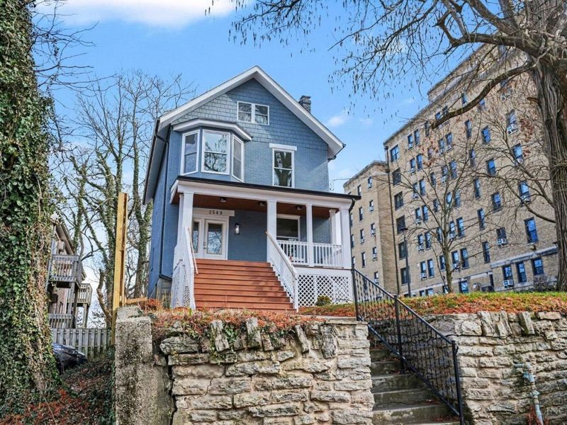 2548 Hackberry Street, Cincinnati, OH 45206 Photo 4