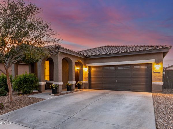 18124 W IVY Lane, Surprise, AZ 85388
