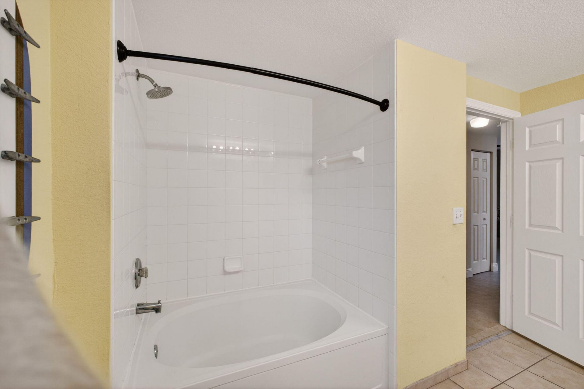 2727 Anzio Court, Unit 203, Palm Beach Gardens, FL 33410 Photo