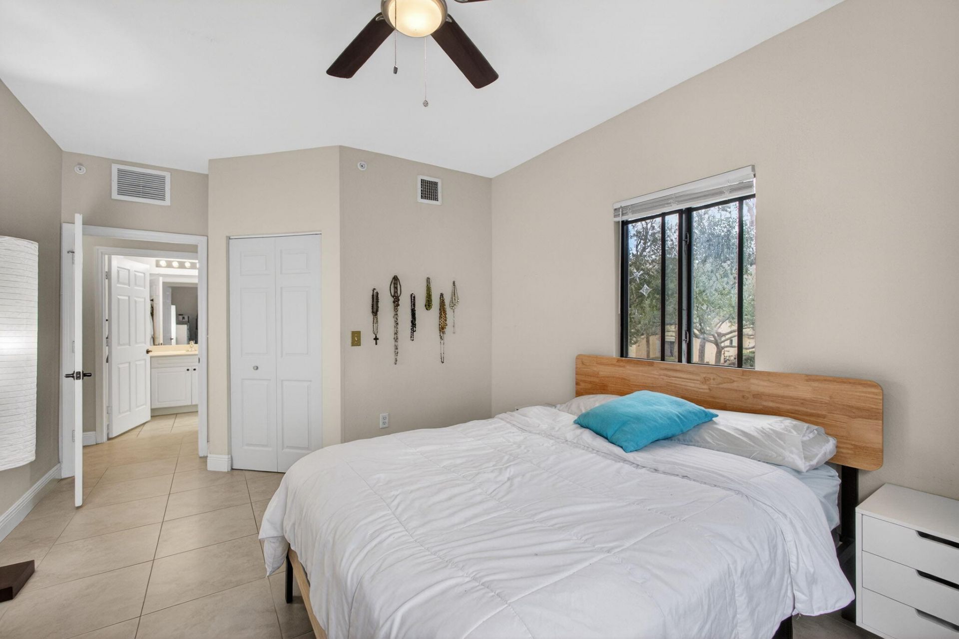 2727 Anzio Court, Unit 203, Palm Beach Gardens, FL 33410 Photo