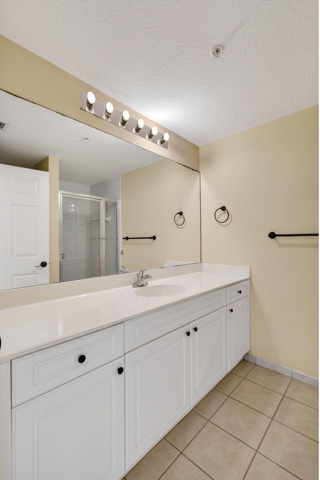 2727 Anzio Court, Unit 203, Palm Beach Gardens, FL 33410 Photo