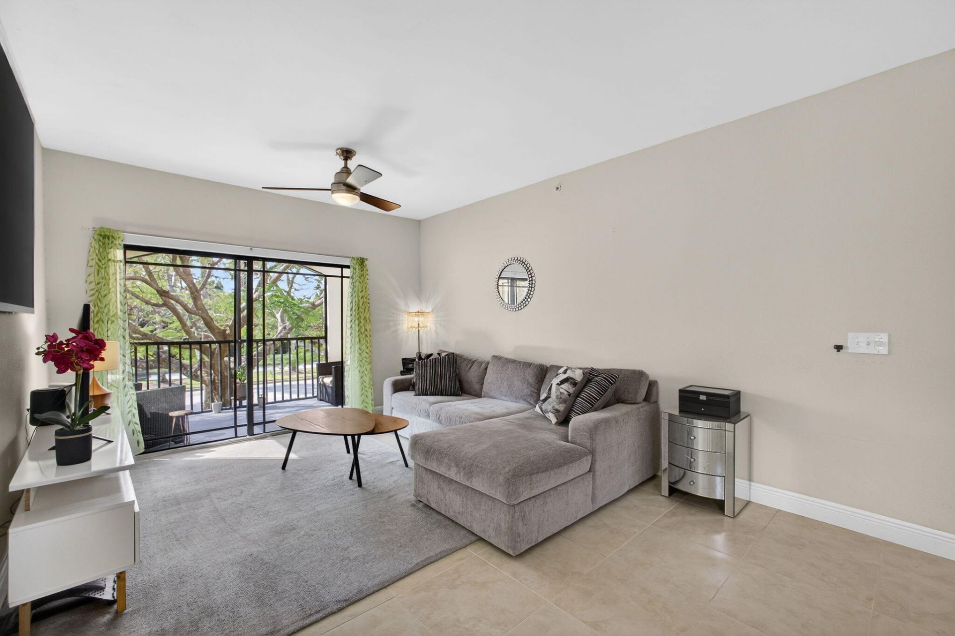 2727 Anzio Court, Unit 203, Palm Beach Gardens, FL 33410 Photo