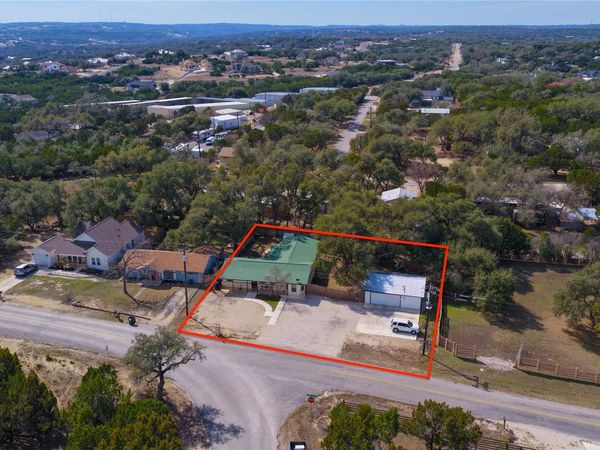 301 Canyon Edge, Canyon Lake, TX 78133