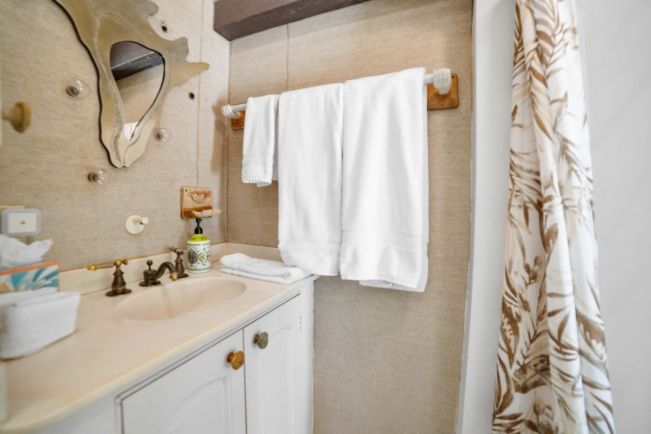 1557 Long Beach Drive, Big Pine Key, FL 33043 Photo