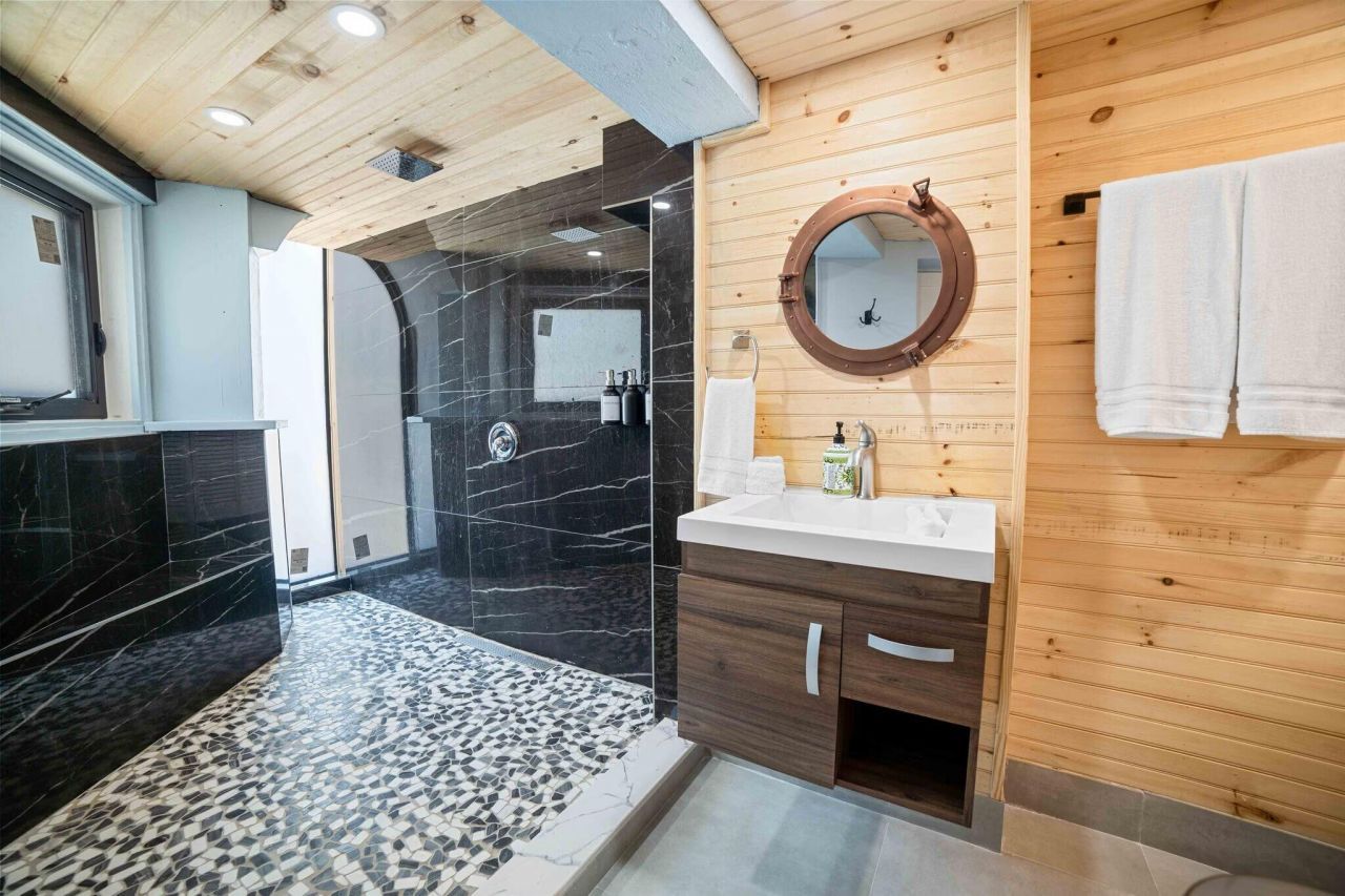 1557 Long Beach Drive, Big Pine Key, FL 33043 Photo