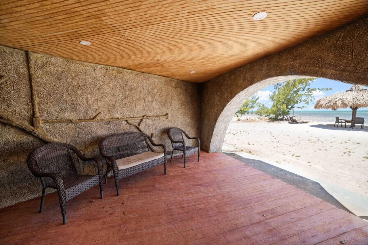 1557 Long Beach Drive, Big Pine Key, FL 33043 Photo