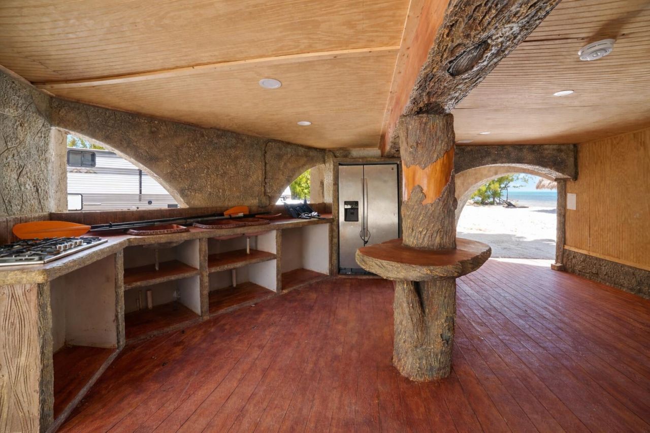 1557 Long Beach Drive, Big Pine Key, FL 33043 Photo