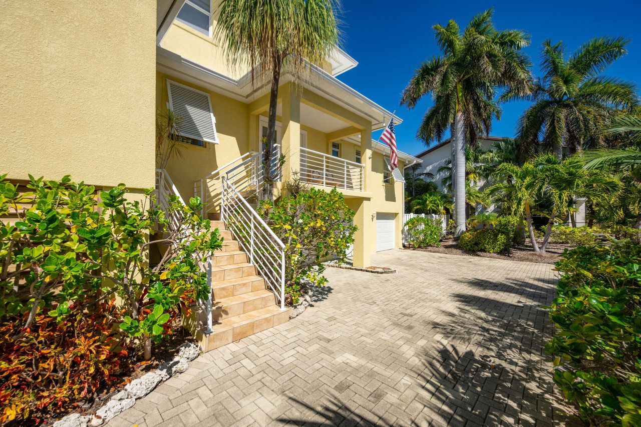 16805 Tamarind Road, Sugarloaf, FL 33042 Photo