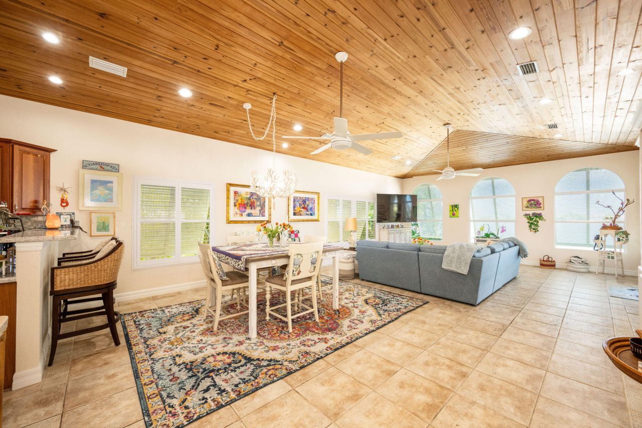 16805 Tamarind Road, Sugarloaf, FL 33042 Photo