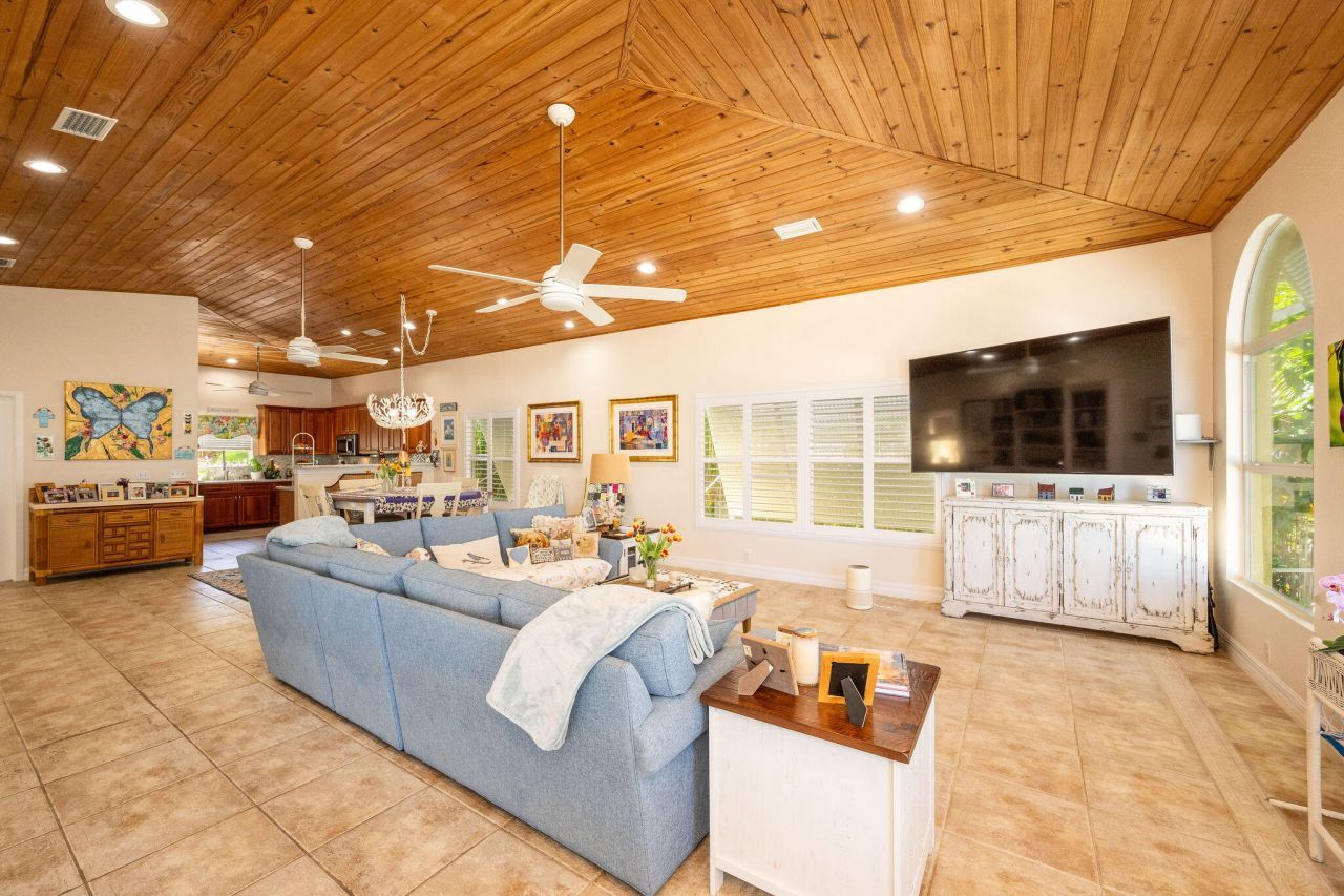 16805 Tamarind Road, Sugarloaf, FL 33042 Photo