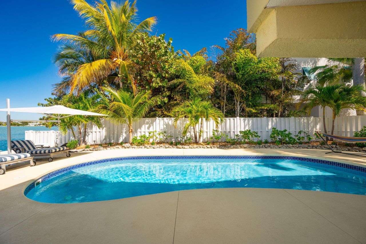 16805 Tamarind Road, Sugarloaf, FL 33042 Photo