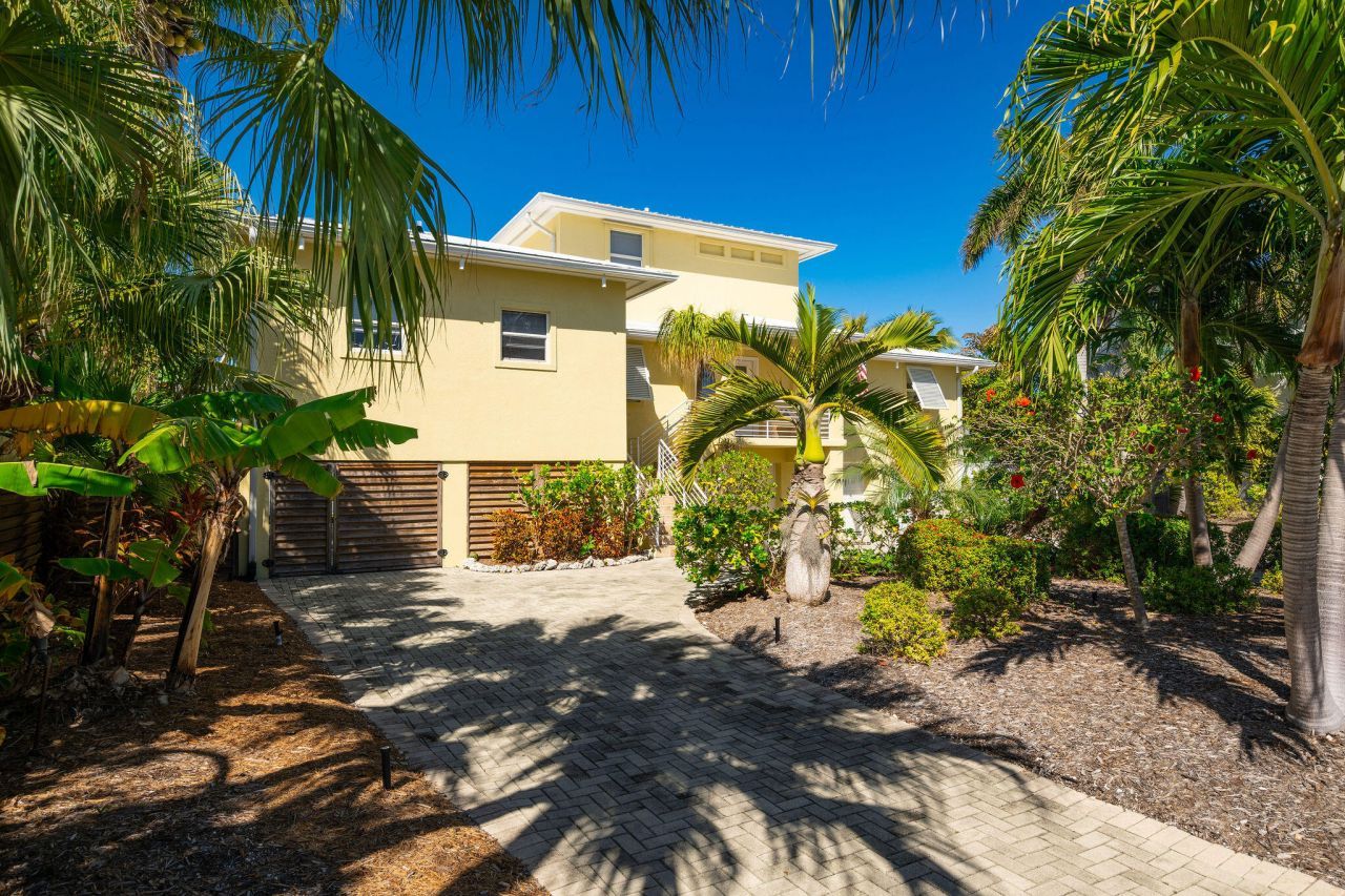 16805 Tamarind Road, Sugarloaf, FL 33042 Photo