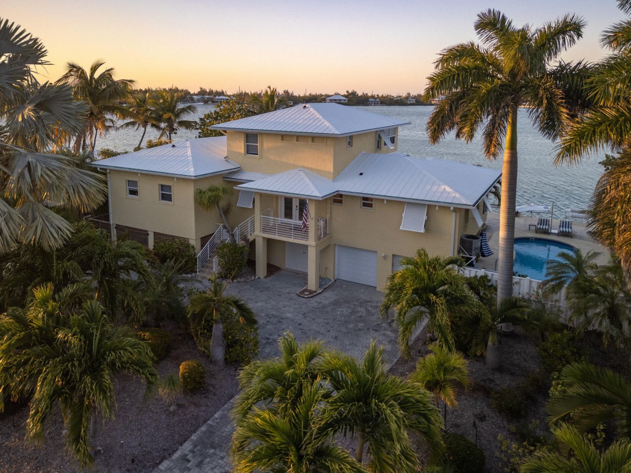 16805 Tamarind Road, Sugarloaf, FL 33042 Photo