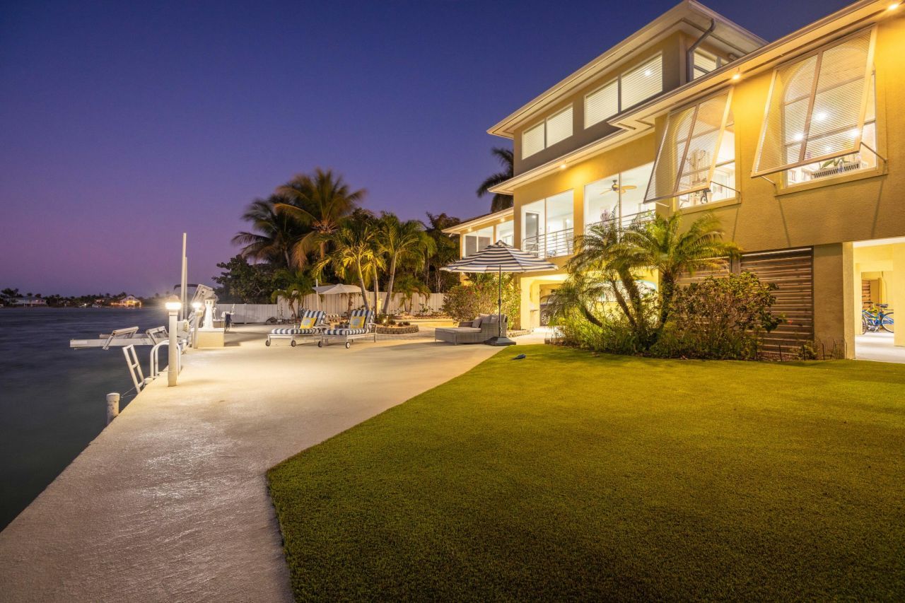 16805 Tamarind Road, Sugarloaf, FL 33042 Photo