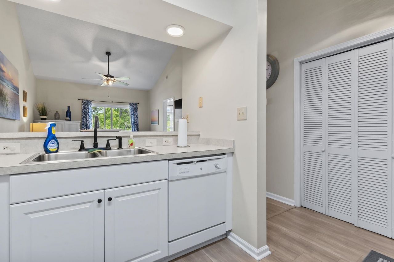 102 Scotch Broom Dr. Photo 14