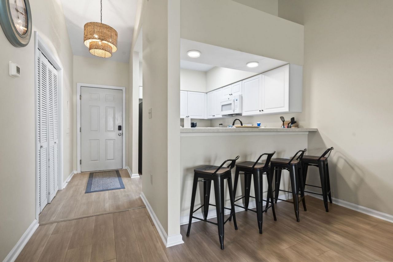 102 Scotch Broom Dr. Photo 8