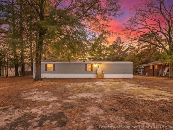 5552 Jackson Street, Hope Mills, NC 28348