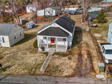 713 MONROE Street , Farmville, VA 23901