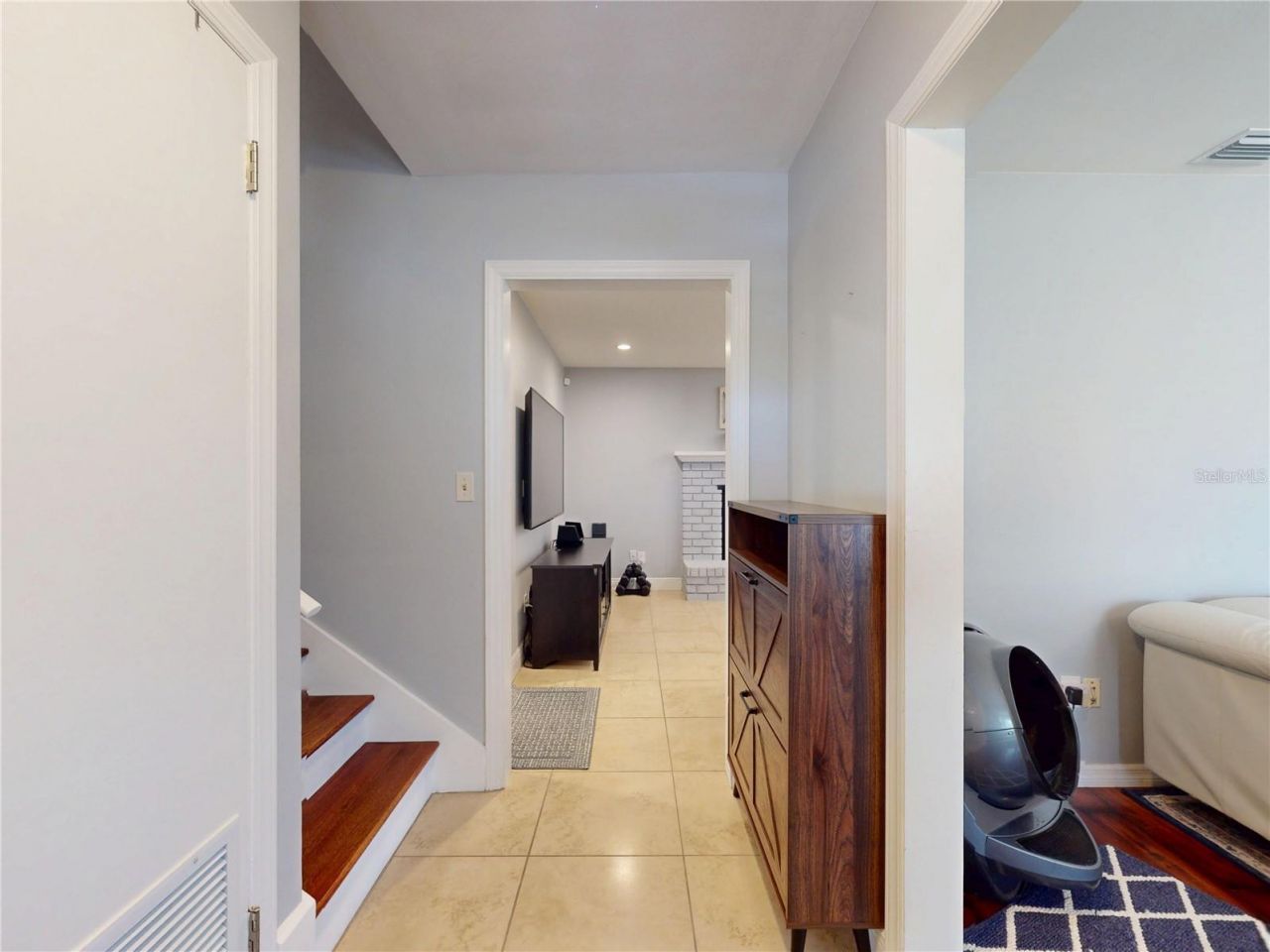 303 Hermits Trail, Altamonte Springs, FL 32701 Photo