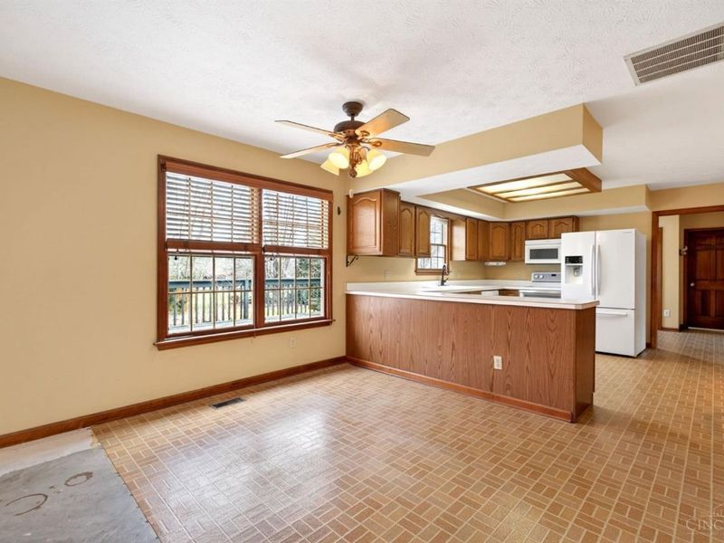 340 Saint James Place, Springboro, OH 45066 Photo 17