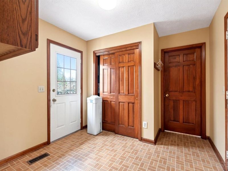 340 Saint James Place, Springboro, OH 45066 Photo 23