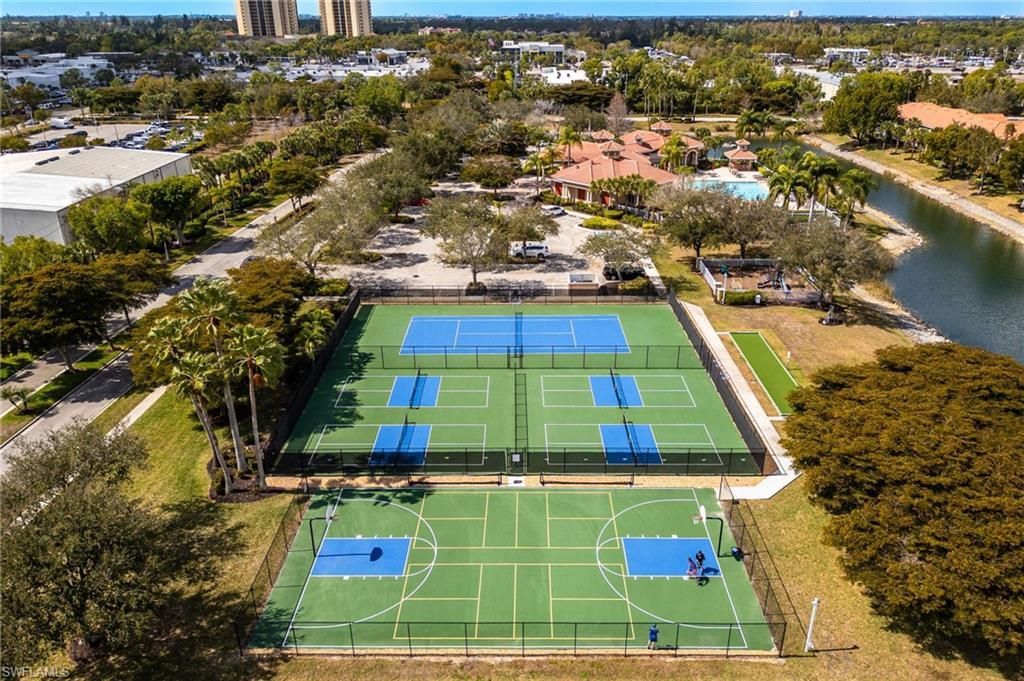 5550 Berkshire Dr, Unit 202, Fort Myers, FL 33912 Photo