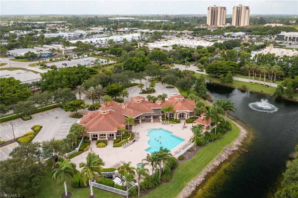 5550 Berkshire Dr, Unit 202, Fort Myers, FL 33912 Photo