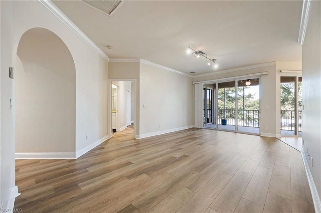 5550 Berkshire Dr, Unit 202, Fort Myers, FL 33912 Photo